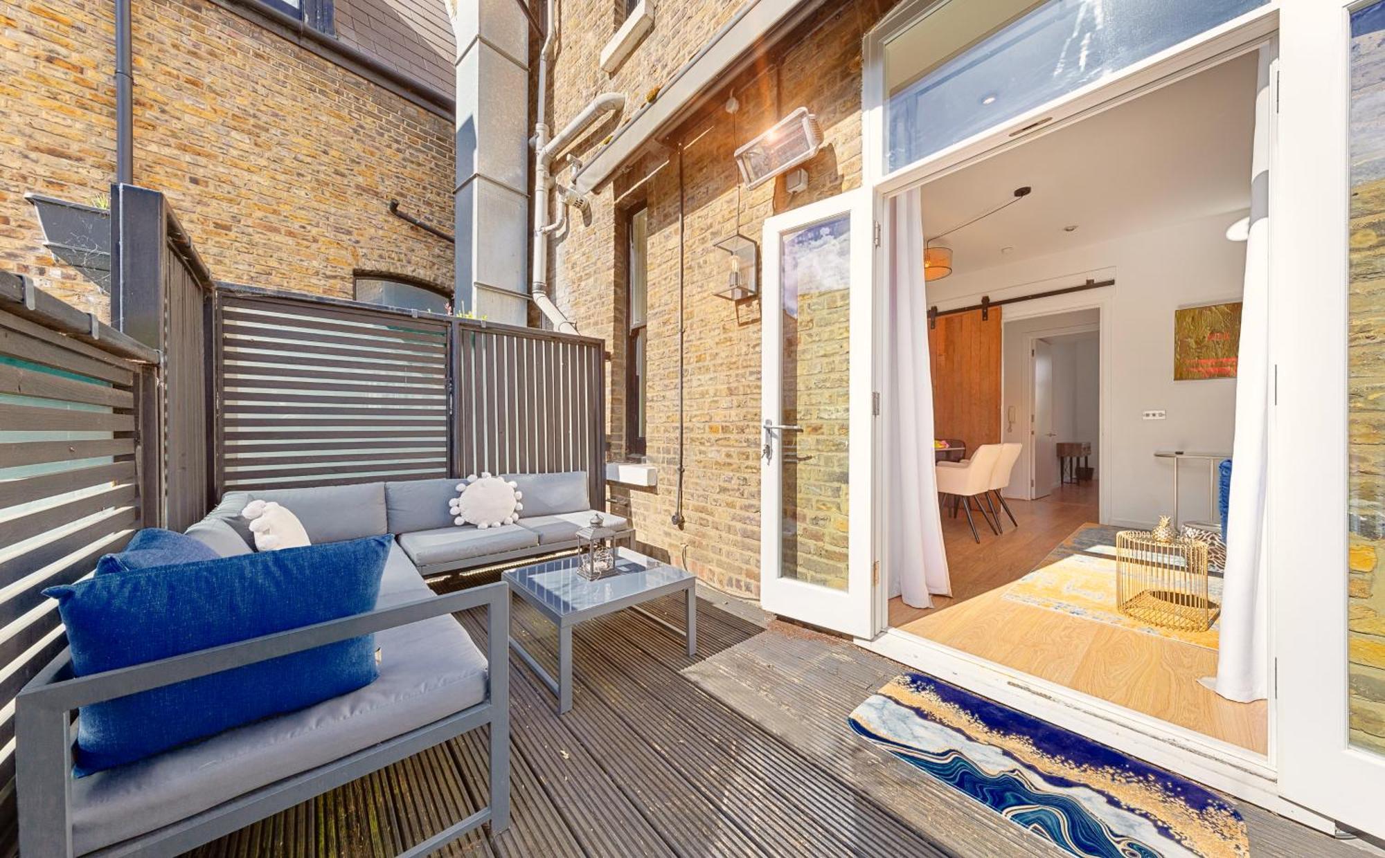شقة Designer Victorian Flat With Large Terrace لندن المظهر الخارجي الصورة